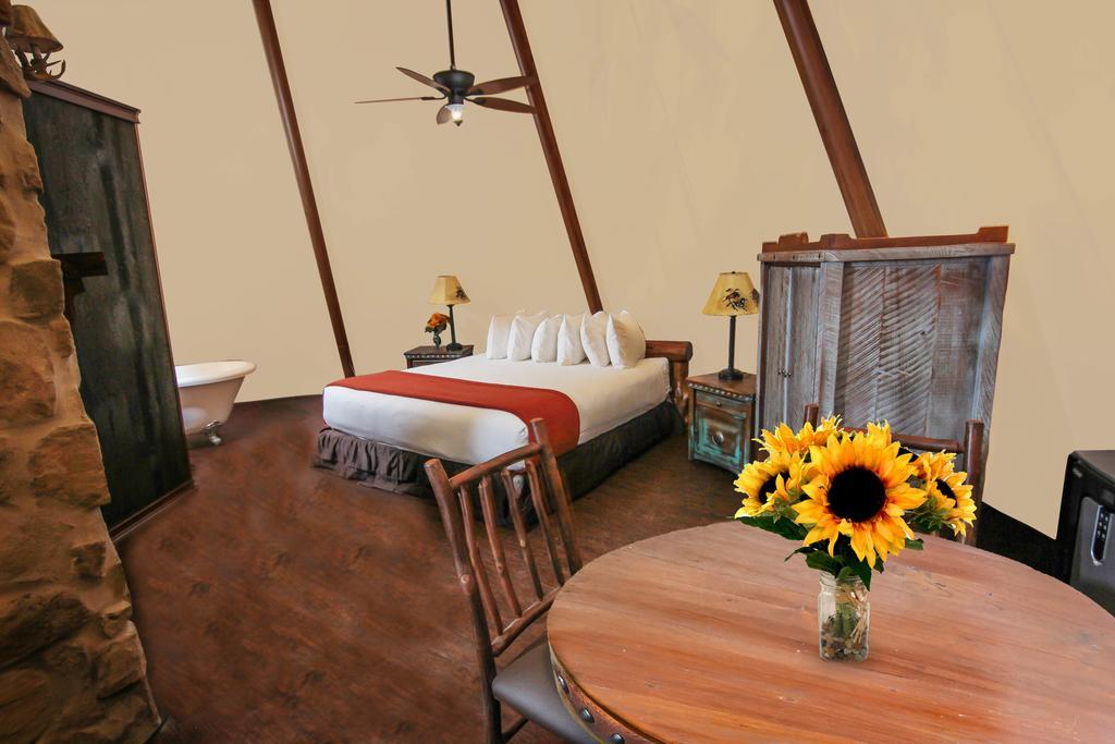 Westgate River Ranch Resort & Rodeo Esterno foto